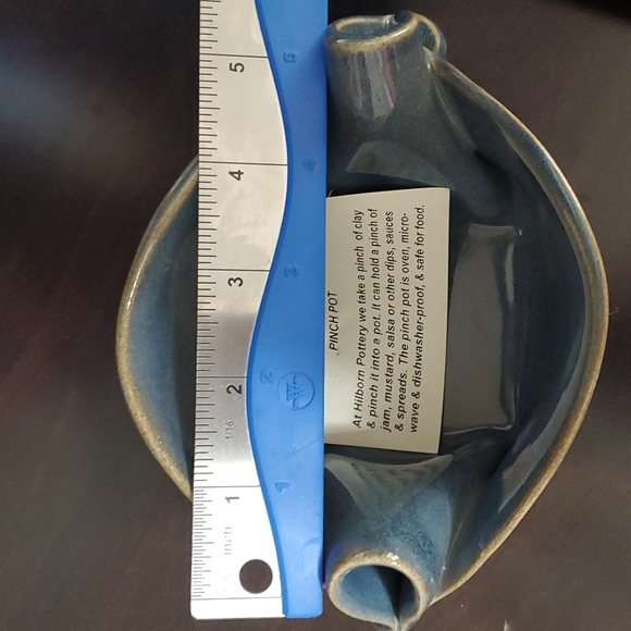 Hilborn Pottery Pinch Pot - Picture 8 of 9